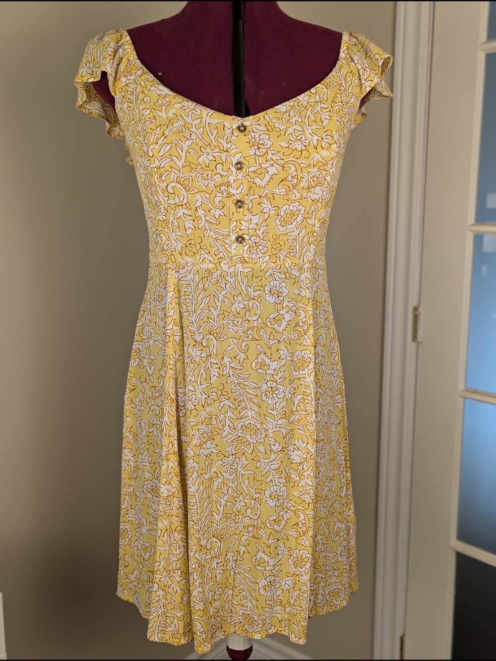 Billabong Yellow and White Floral Button-Front Midi Dress
